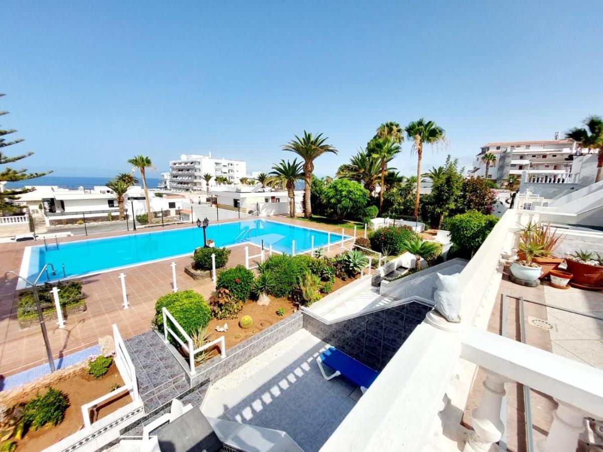First Line Villa Floor Studio Apartment With Amazing Sea View Air Conditioned Just 50M From The Beach Costa Adeje  Zewnętrze zdjęcie
