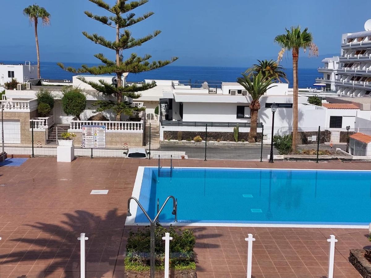 First Line Villa Floor Studio Apartment With Amazing Sea View Air Conditioned Just 50M From The Beach Costa Adeje  Zewnętrze zdjęcie